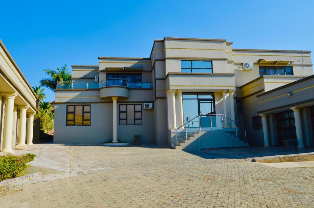 Dineo'S Lodge And Spa Burgersfort Exterior foto